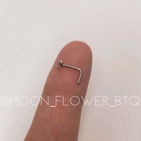 Tiny Square Pink CZ L Shaped Nose Ring - Picture 3 of 5
